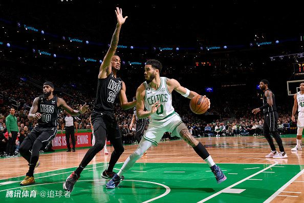 03:30NBA丹佛掘金VS金州勇士，掘金以连胜结束自己的客场之旅，此役将回到主场作战，球队主战向来十分强势，而勇士虽然近况出色，但他们本赛季在客场的战斗力较为羸弱，本场比赛能否在客场拼得一线生机？06:00NBA洛杉矶湖人VS波士顿凯尔特人，经典的黄绿大战不一样的场面对决，湖人上一战虽然取胜，但他们近况不佳，而凯尔特人连战连捷，偶尔的输球瑕不掩瑜，且他们客战胜率达到5成以上，此役湖人主战会遇到不小的挑战。